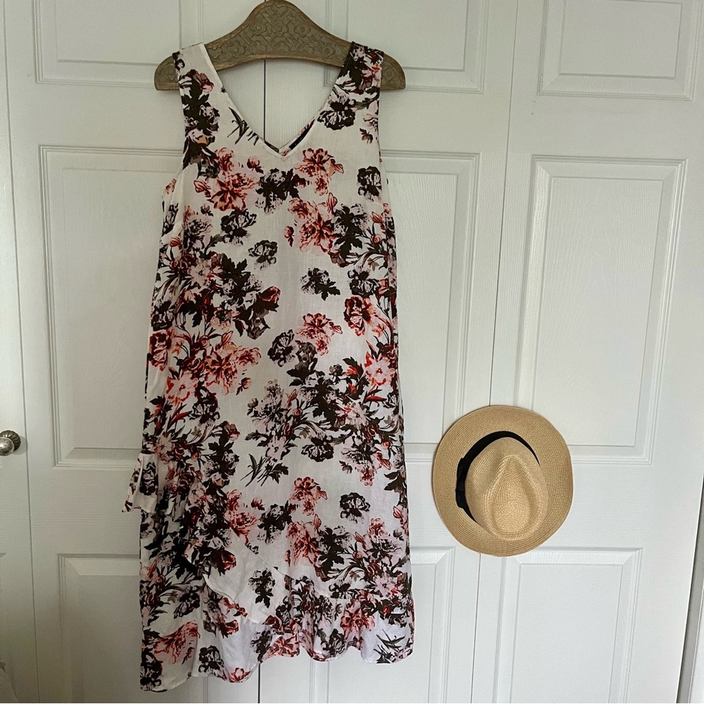 100 % linen Lord & Taylor White Cream Sleeveless V-Neck Sundress SzM